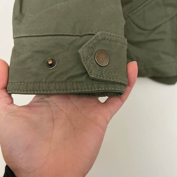 COPY - Sebby Sherpa lined good and quilt down lined body- Twill Jacket - Picture 5 of 6